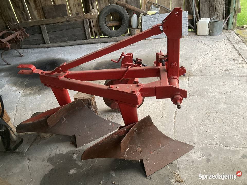 Pług 2 skibowy Unia Grudziądz U0231 nieuszkodzony Pługi łódzkie Grobla