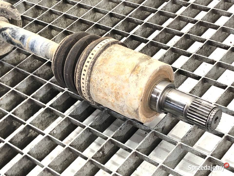 PÓŁOŚ PRAWY PRZÓD HONDA JAZZ II 13 83 0108