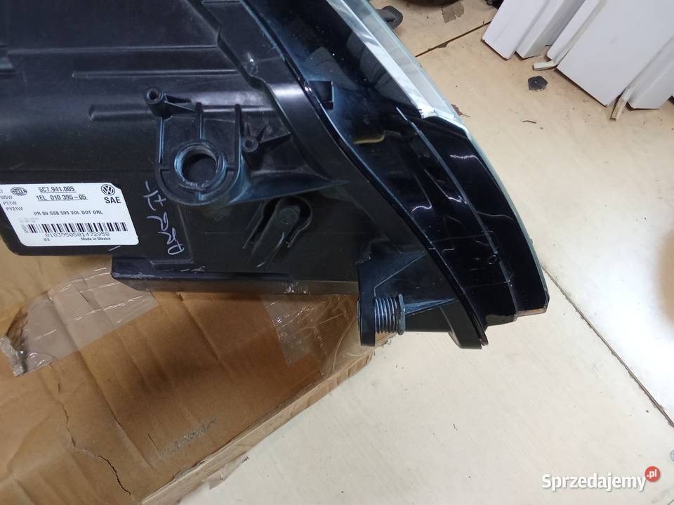 VW JettaUSA 5C7 reflektory LP orginal hella Lampy przednie dolnośląskie Kamieniec Wrocławski