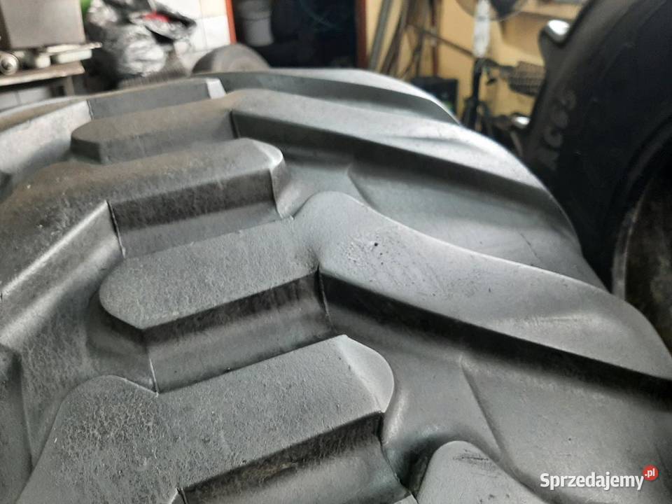 Opona używana rolnicza 60050225 60050R225 Zaścianki