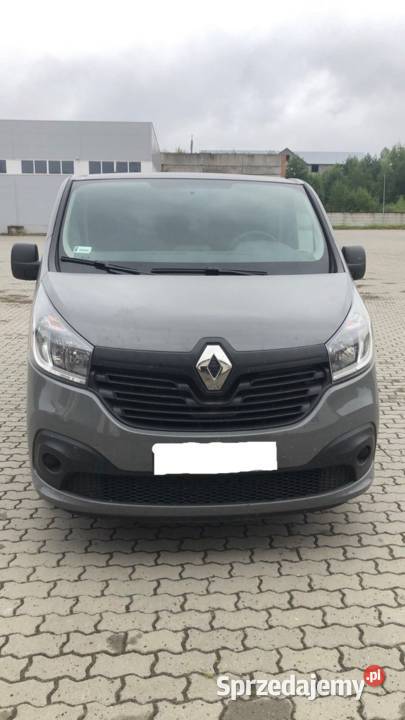 Renault Trafic 2019r 33000 9osobowy 1598 szary Rzeszów sprzedam
