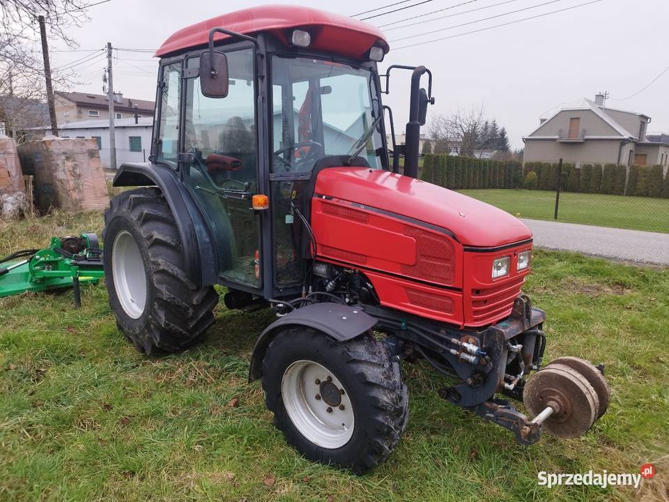 Ciągnik Tym 431 Kioti Kubota MF Tarnów
