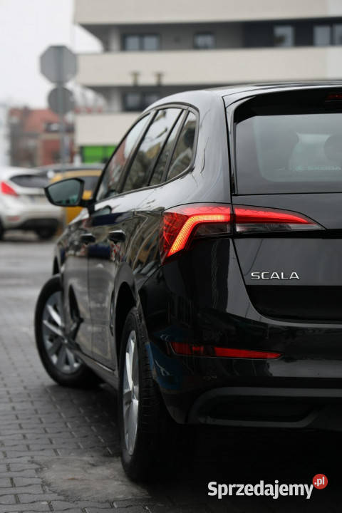 koda Scala 10 TSI Ambition Bezwypadkowy światła przeciwmgielne Tychy