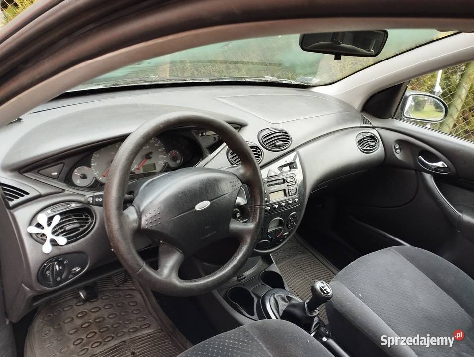 Ford Focus Ghia 16 LPG 1600cm3 Wołów