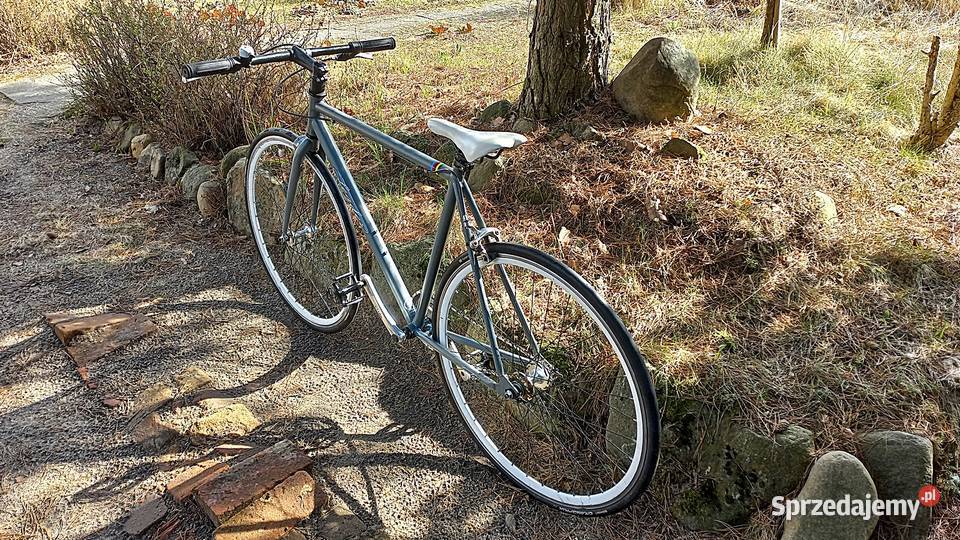 Rower Szosowy Szosa Ostre Koło Fixie Leader Hero