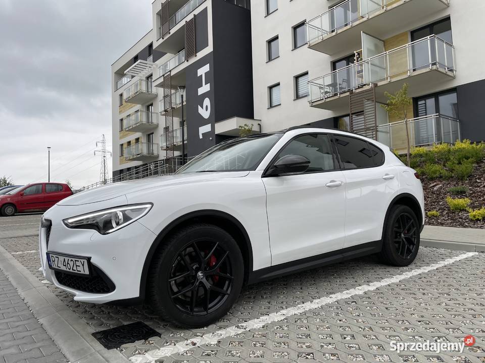 Alfa Romeo Stelvio Piękna SUVdach gniazdo AUX Rzeszów
