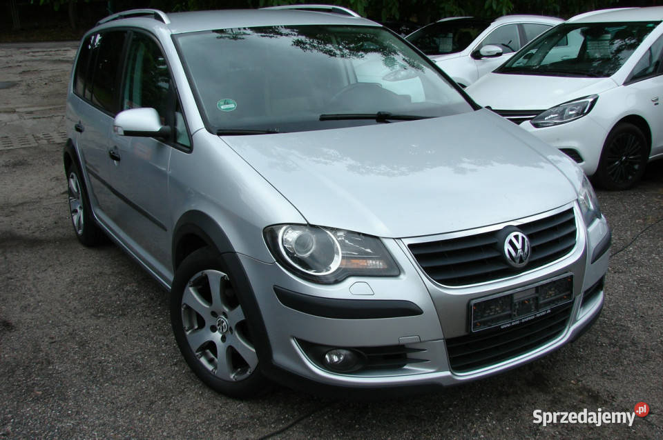 Volkswagen Touran VW Touran Cross 20 TDi 140 I 4/5 wielkopolskie Piła