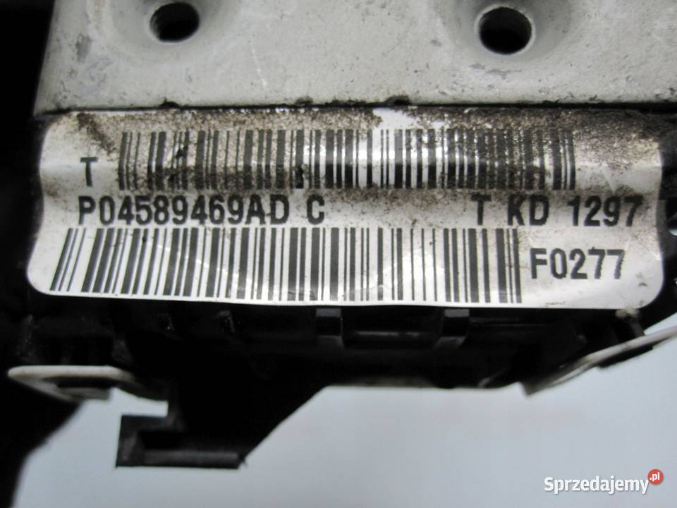 DODGE NITRO 08r zamek drzwi lewy przód sprzedam