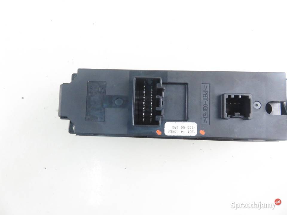 PANEL SZYB MAZDA CX7 EG2366350 osobowe sprzedam