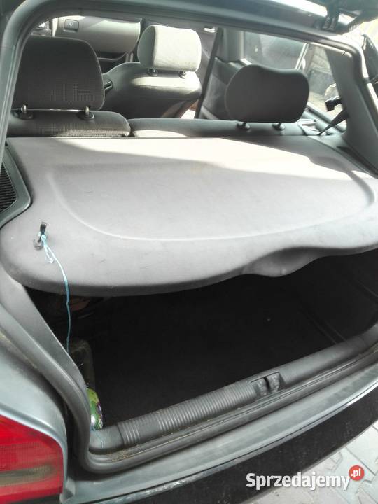 Audi A3 16 bg 99r uszkodzony manualna Starachowice