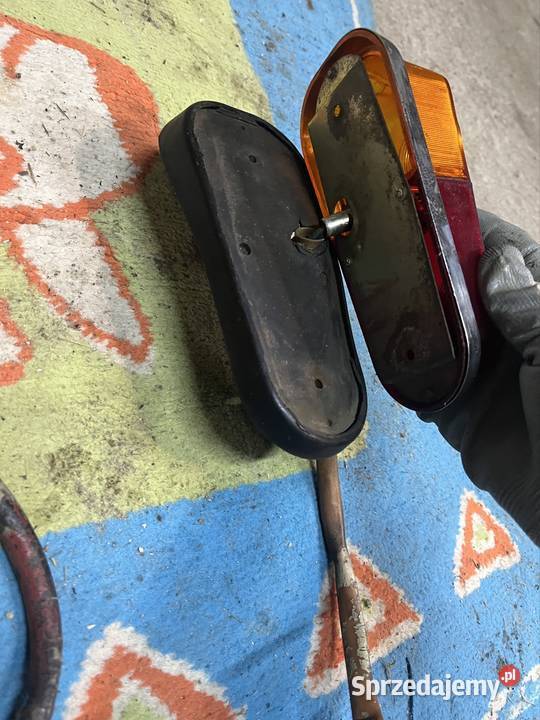 Lampy tył Syrena 105 osobowe Muchy