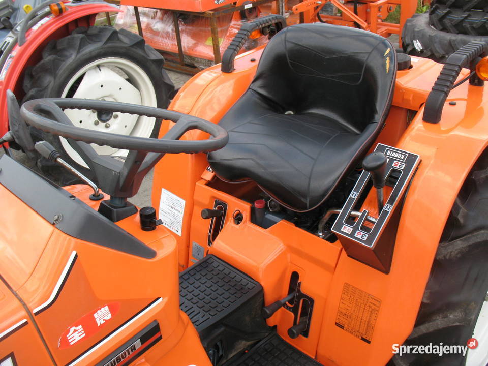 Kubota B serja 4x4 IDEALNY STAN KOLEKCJONERSKA mazowieckie Mroków