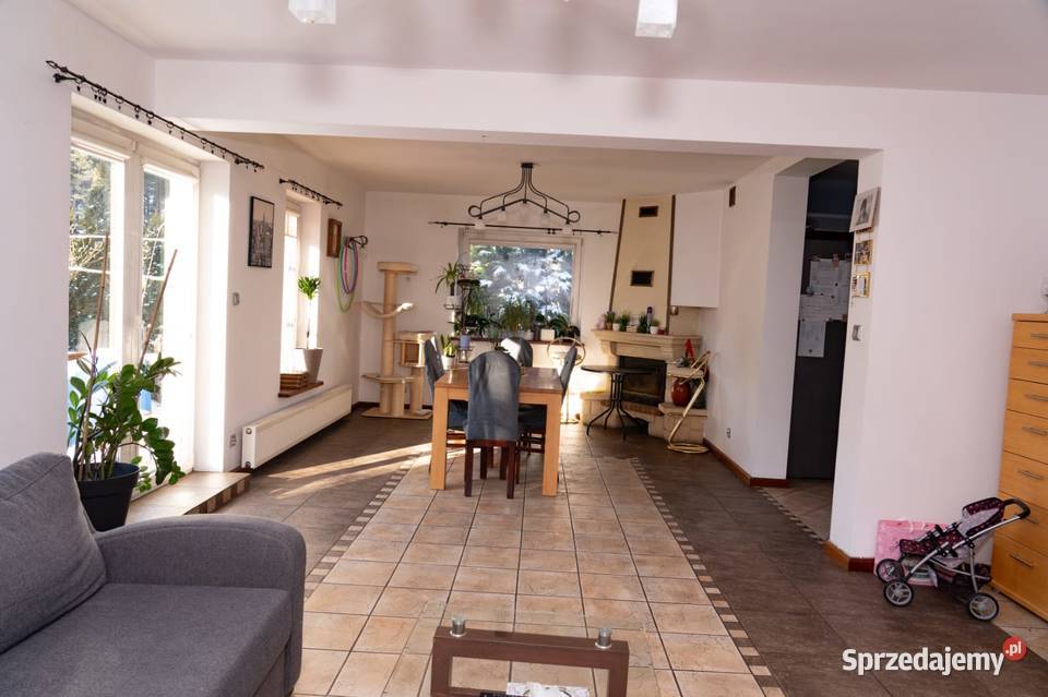 Dom wolnostojący 205m2 z ogrodem Gościcino 205m2 pomorskie sprzedam