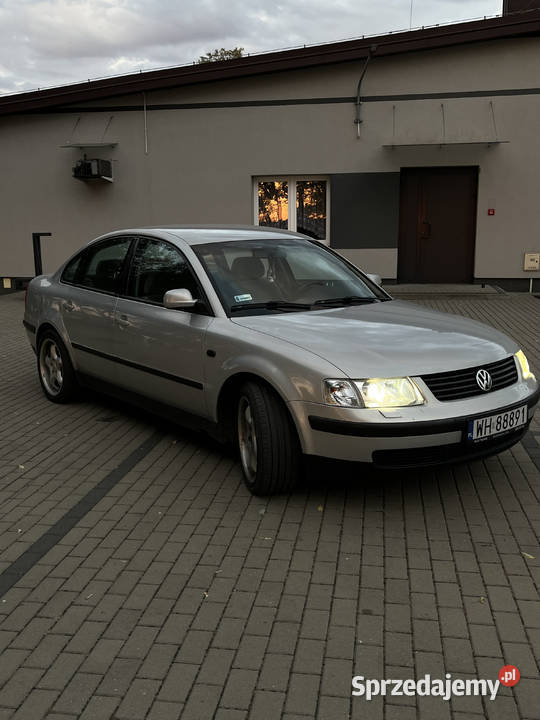 Volkswagen Passat B5 18 LPG mazowieckie Dręszew