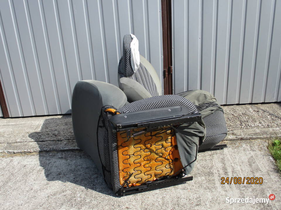 fotele i boczki Polonez Caro 1993