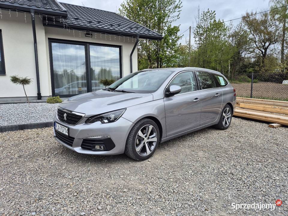Peugeot 308 2017r Benzyna wielofunkcyjna kierownica Kraczkowa