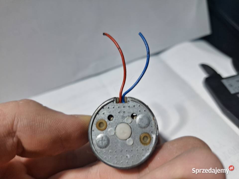 Silnik silniczek do magnetofonu LF 025 4511 105 Międzychód sprzedam