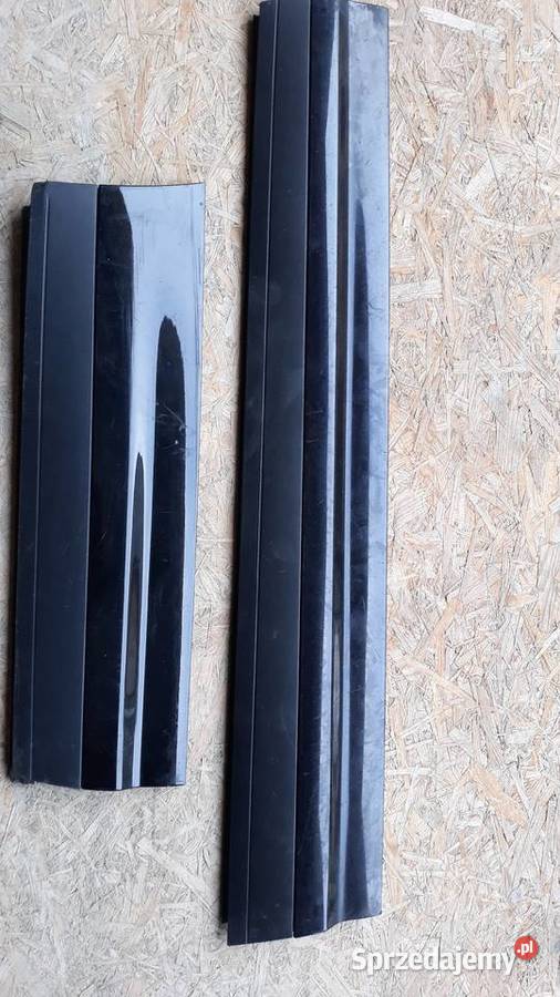 PORSCHE CAYENNE LISTWA DRZWI LEWA PRZÓD LEWY Zatom Stary