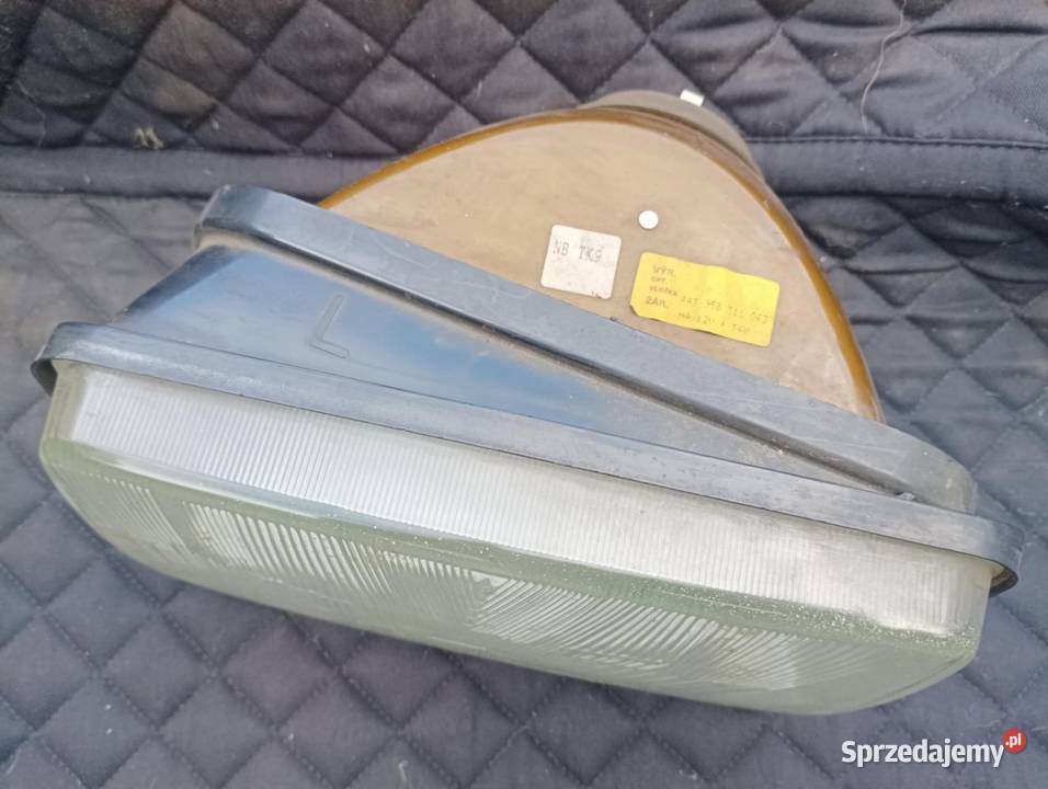 Skoda 105 reflektor lampa przednia Nysa