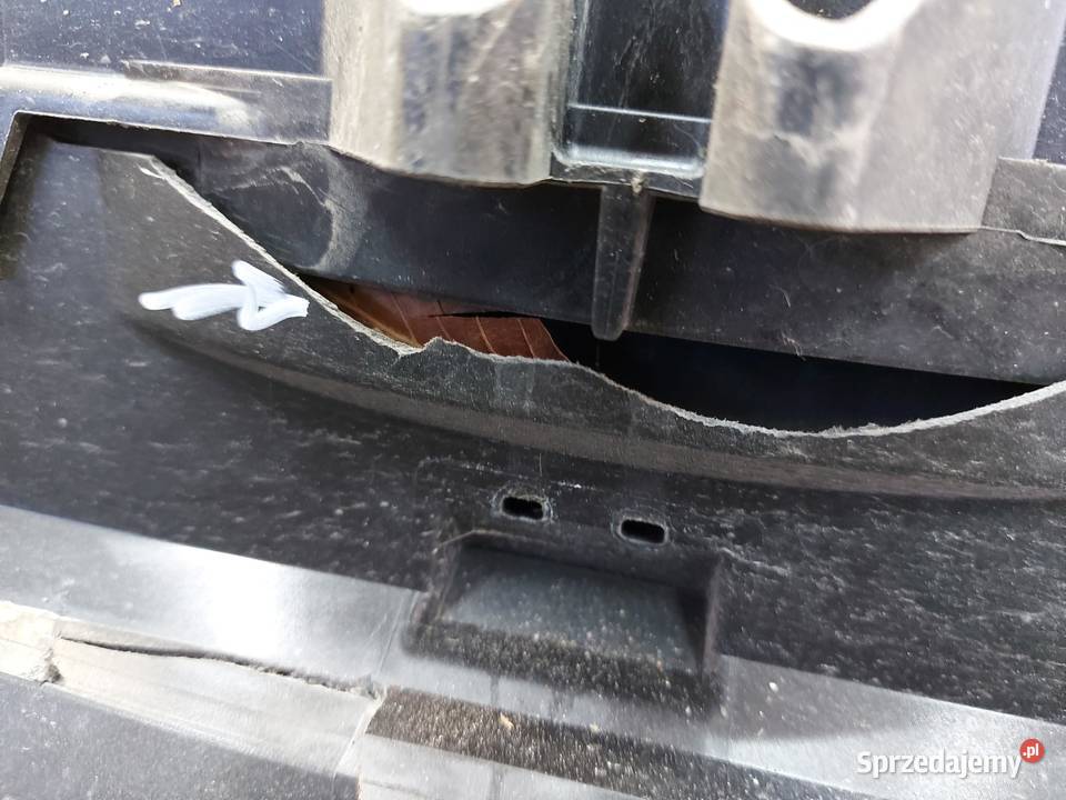 TESLA MODEL Y 2022r CHŁODNICE PAS PRZEDNI Wentylatory chłodnic klimatyzacji