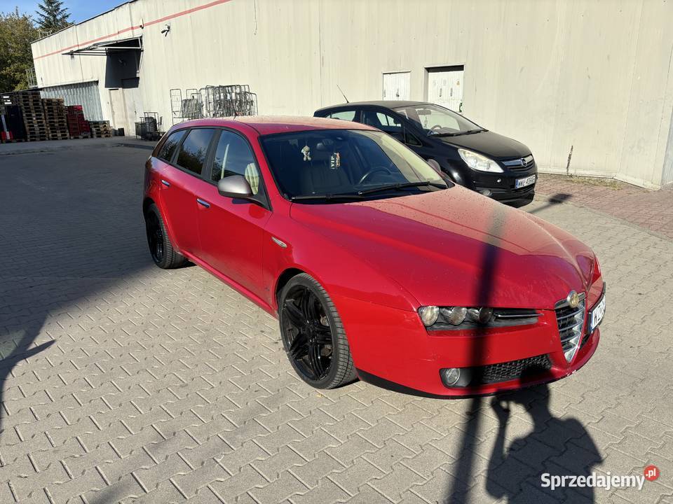 Alfa Romeo 159 1.9 16v JTDM bez rdzy! Skóry felgi 19 stki OC do września!