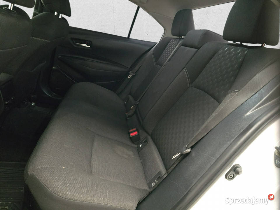 Toyota Corolla Seria E16 2012