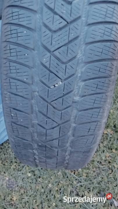 Opony zimowe Pirelli 22565R17