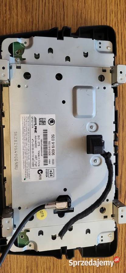 Sprzedam radio wyswietlacz skoda 5E0919606