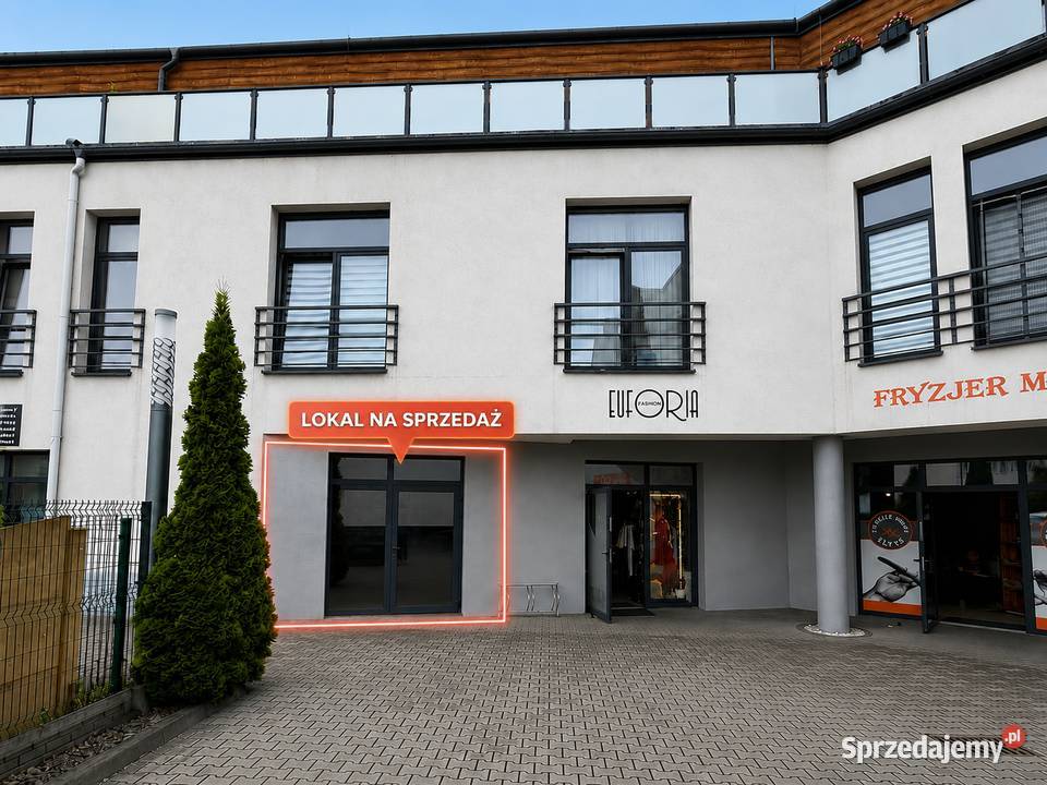 Lokal usługowy 818 m Galeria Drewutnia Złoczew sprzedam