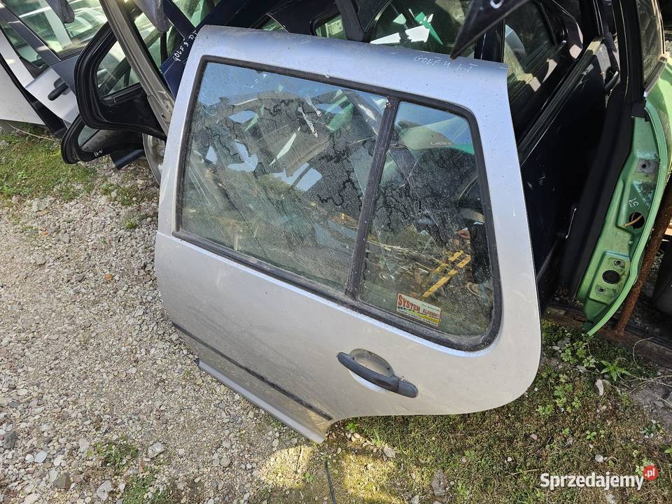 Drzwi golf 4 lewy tył Łagów