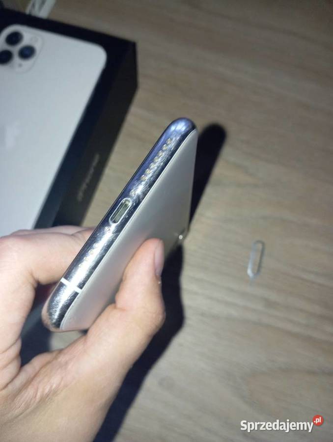 Sprzedam iPhone 11 pro Rabiany