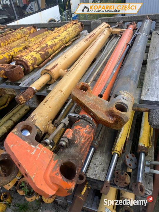 Siłownik wysuwu teleskopu Holland 95 115 CASE pomorskie Kosakowo