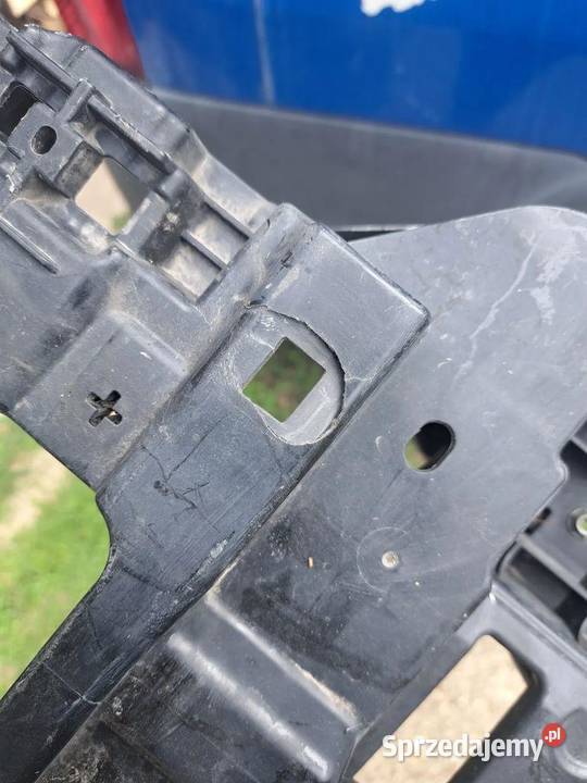 pas przedni VW Caddy V Wzmocnienie czołowe