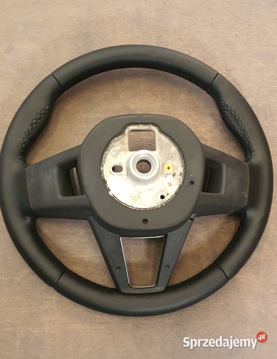 Kierownica Bmw seria 2 u06 X1 U11