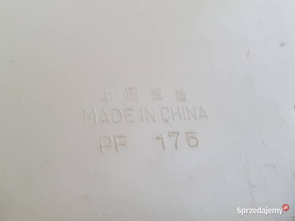 Stara zabawka samochód VW Garbus Beetle PF 175 z Cieszyn