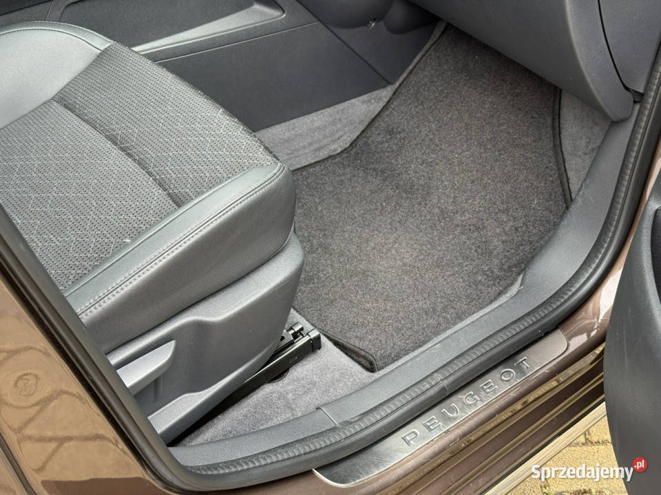 Peugeot 3008 20 HDI Panorama Navi Skóra LED I gniazdo SD śląskie Tarnowskie Góry sprzedam