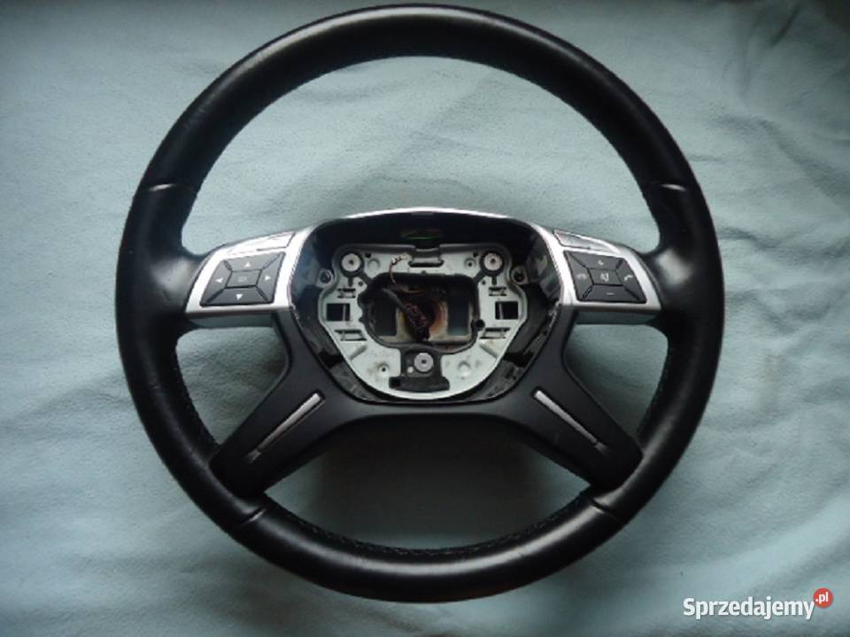 KIEROWNICA SKÓRA MERCEDESBENZ C klasa W204 osobowe Wyposażenie wnętrza Jaworzno