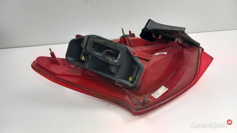 PEUGEOT 407 SW KOMBI LAMPA TYŁ PRAWA wielkopolskie Zbierkowo