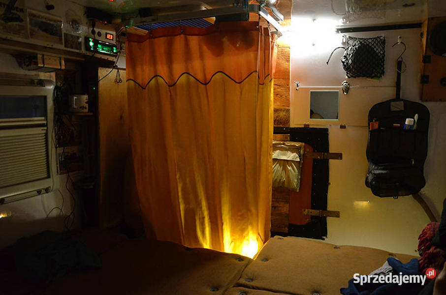 Toyota Land Cruiser HDJ80 kamper hak wielkopolskie Książ Wielkopolski