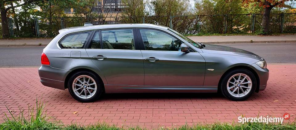 BMW 325i 218super stan wyposażenieoryginalny 218KM Seria 3 Czeladź
