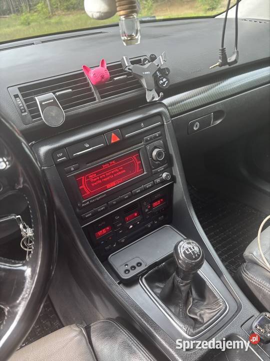 Audi a4 b7 manualna