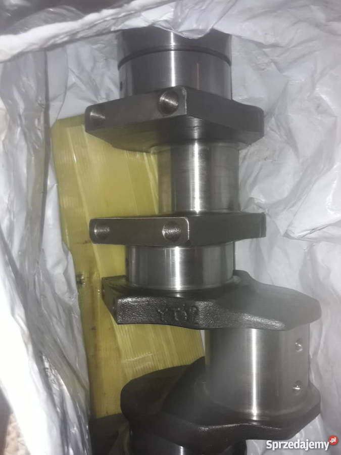 Wał V8 MERCEDES OM422 OM442 42210 1844 2650