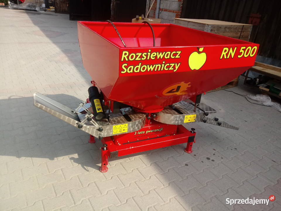 Nowość na RynkuRozsiewacz Sadowniczy 500L i 600L Staszów