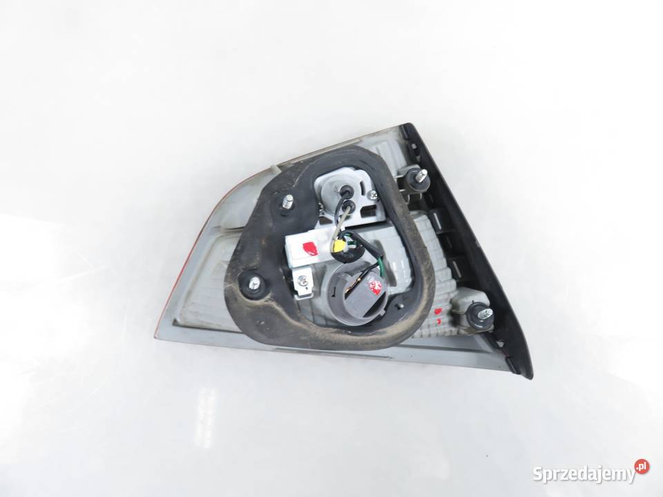LAMPA PRAWA TYLNA KLAPA HYUNDAI ix35 924062Y0
