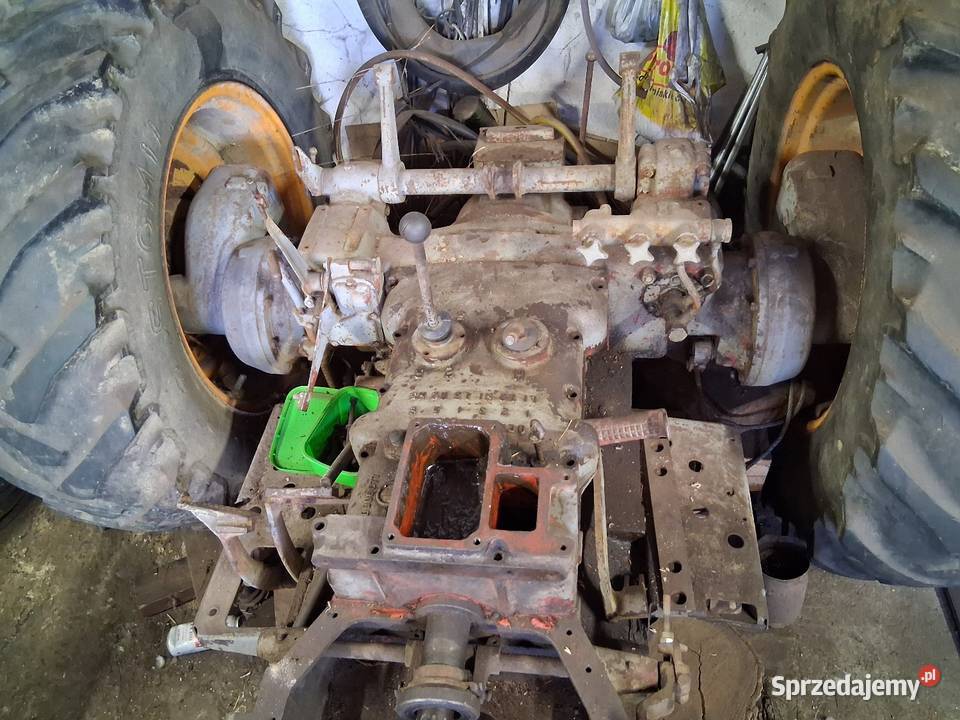 Tyl kompletny traktor david brown Tarnów