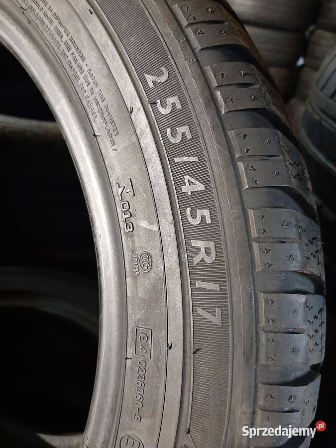 4x Opona UŻYWANA ZIMOWA 25545R17 DUNLOP 119