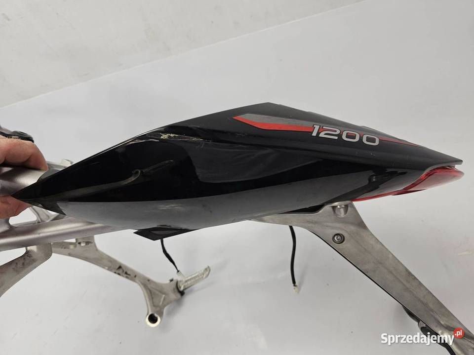 STELARZ MOTOR TRIUMPH SPEED TRIPLE 1200 RS OGON Lipno