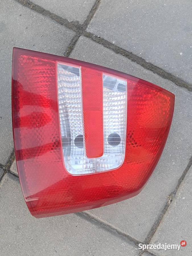 Lampa prawa tył Skoda Octavia 2 Nowy Tomyśl