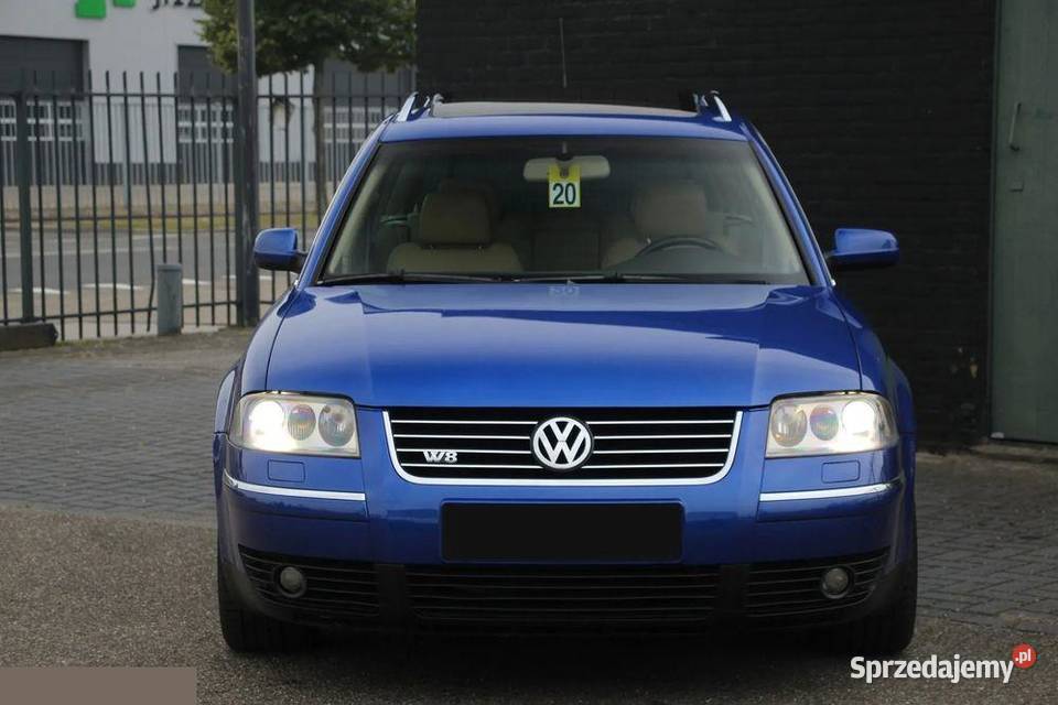 VW Passat 40 W8 4Mot Tiptr 275 2003r Volkswagen Tomaszów Mazowiecki