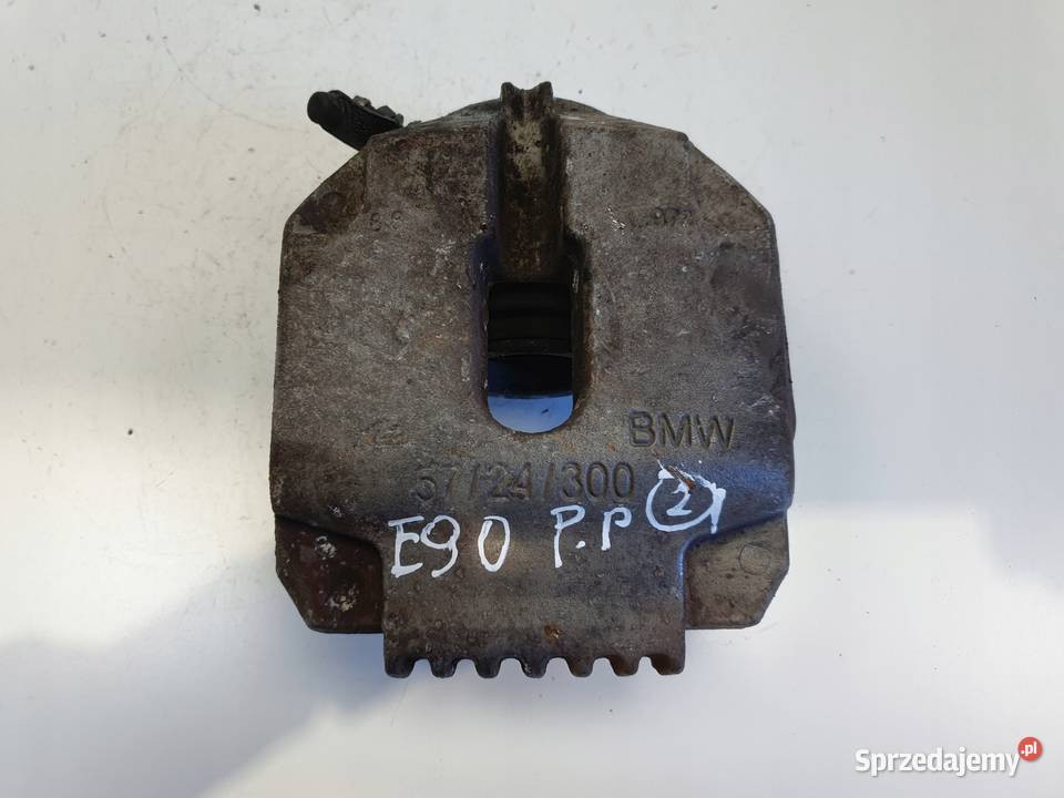 BMW E90 PRAWY PRZEDNI ZACISK HAMULCOWY przód osobowe Janów